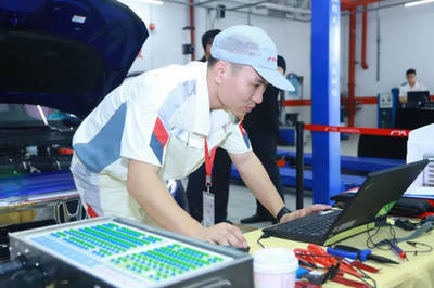 廣本一店喜訊:獲廣汽本田第十三屆售后服務(wù)技術(shù)技能競賽總決賽亞軍、2019年本田全球售后服務(wù)技術(shù)技能競賽資格